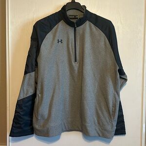 Slightly used Under Armour XXL pullover